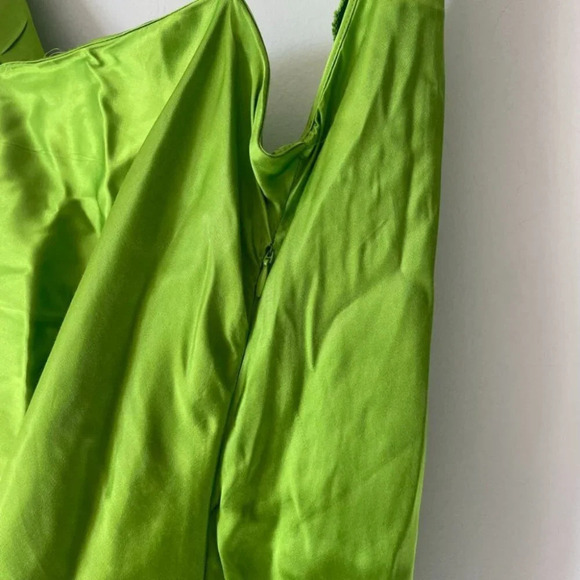 Zara Silky Satin Effect Surplus Midi Dress  Bright Green Blogger Fav Sz Small - Picture 10 of 12